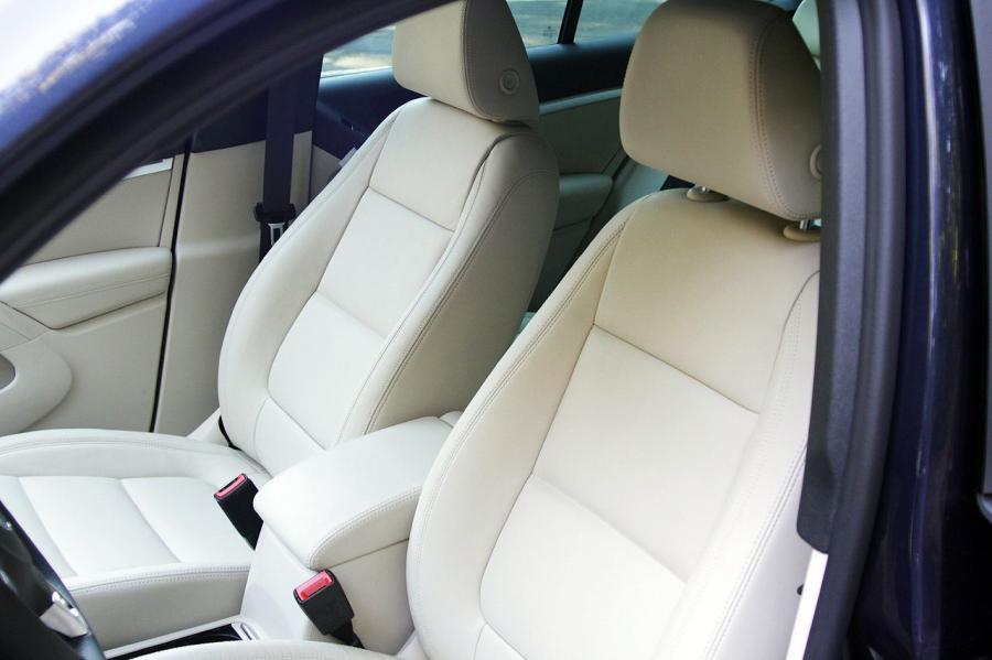  Volkswagen Tiguan R-Line 2014 года  (фото 16 из 28)